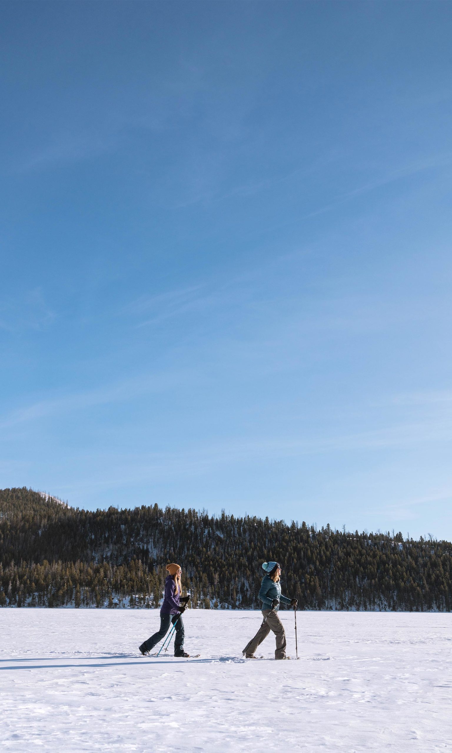 New-Thought-Visit-Pinedale-Wyoming-Ad-Photography-Girls-Snowshoeing-Wide-fullscreen-vert